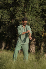 Load image into Gallery viewer, Mint Green Linen Shirt
